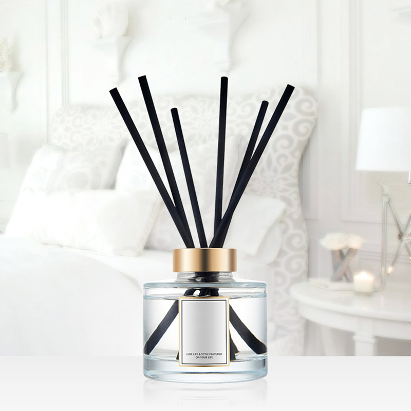 Wholesale Personalized design and label luxury essential oil reed diffuser free sample supply